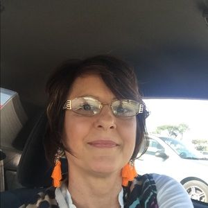 Meet your Posher, Shannon